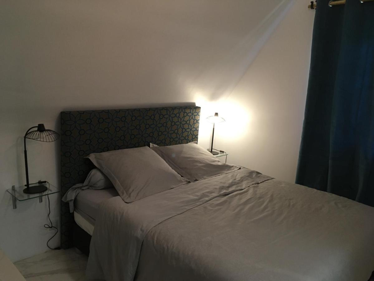 La Forge De La Coudraie Bed & Breakfast Pleugueneuc Екстериор снимка