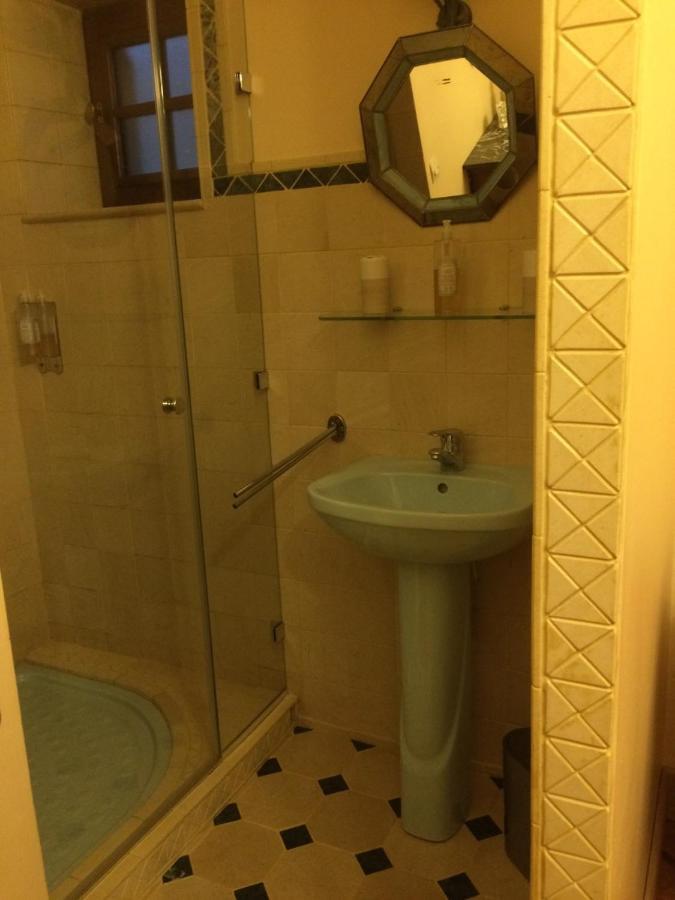 La Forge De La Coudraie Bed & Breakfast Pleugueneuc Екстериор снимка