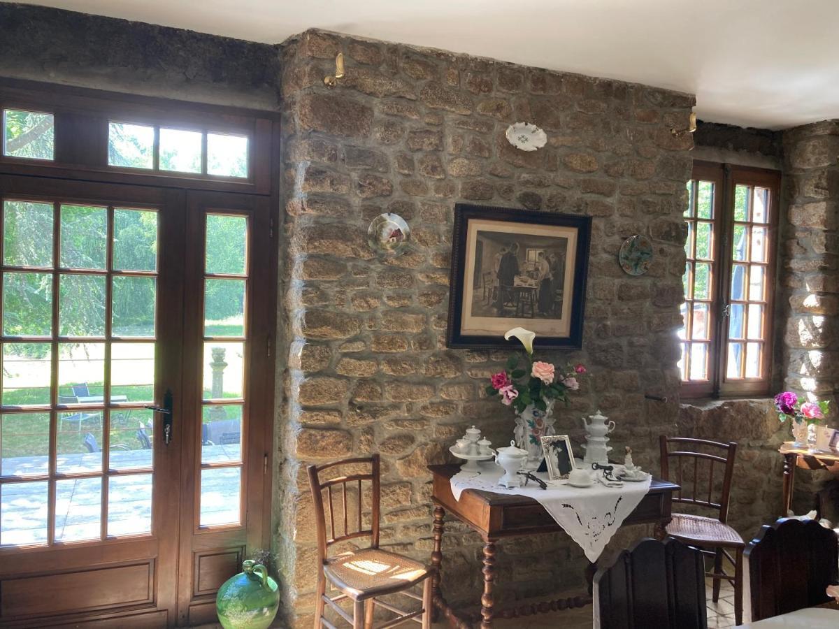 La Forge De La Coudraie Bed & Breakfast Pleugueneuc Екстериор снимка